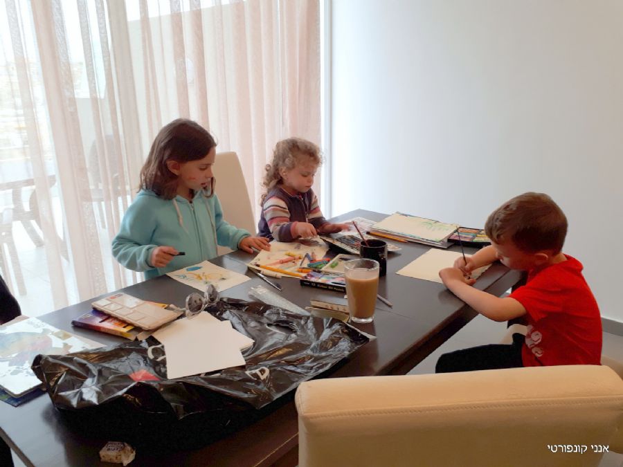 סדנת ציור עם סבתא אנני